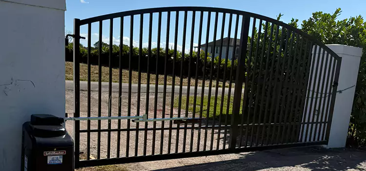 Driveway Fence Repair Freeport