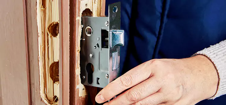 Garage Door Lock Replacement Freeport